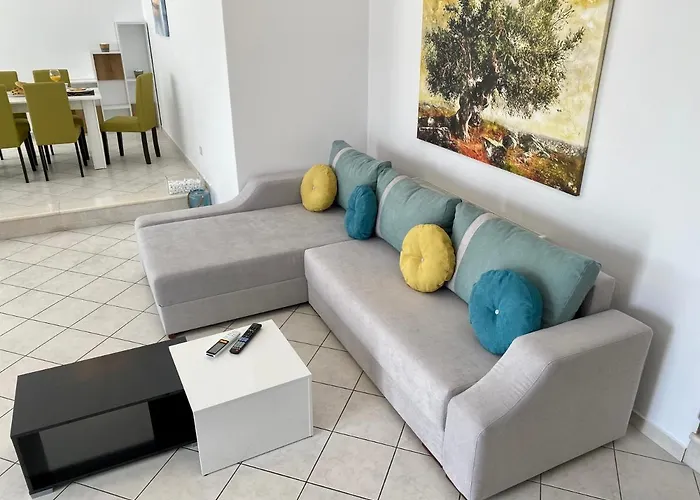 Porta Modern And Hospitable Daire Naxos City