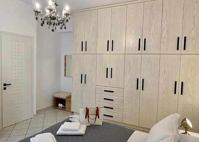 Porta Modern And Hospitable * Naxos City