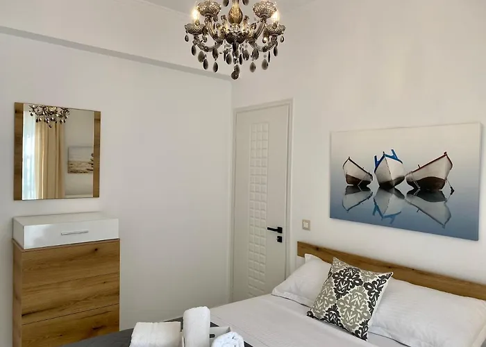 Porta Modern And Hospitable *